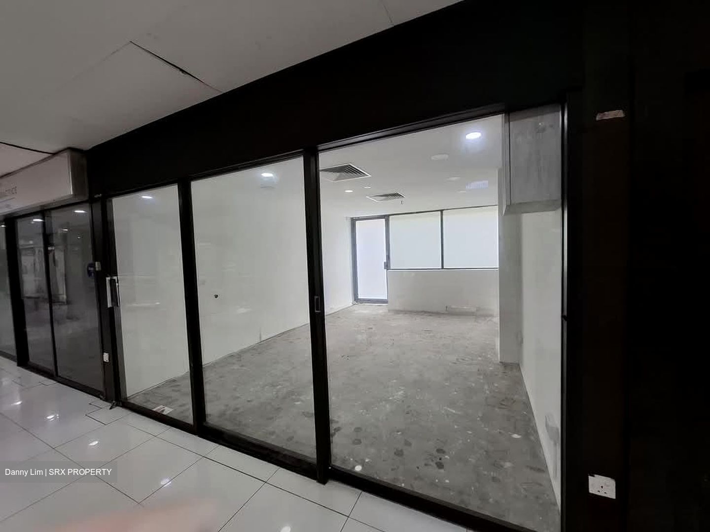 Orchard Plaza (D9), Retail #578555381